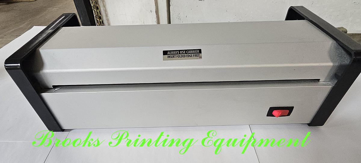 Used USI HD 1200 12" Thermal Pouch Laminator, Video