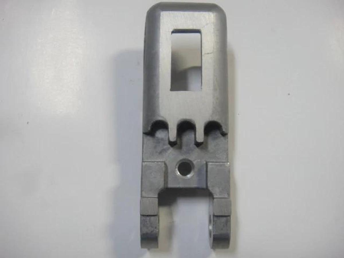Hamada Upper Roller Bracket (NOPS), Part #H37-21-3