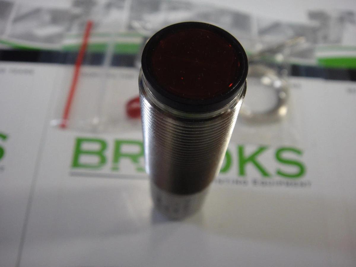 Leuze Retro-Reflective, 618 Series, Part #PRK-618/4-S12