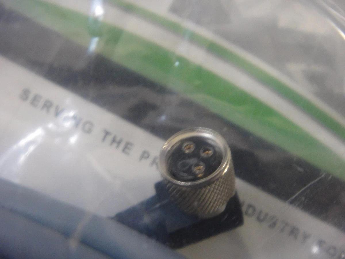 Festo Connector with Right Angle Socket Connector Line Part #159423