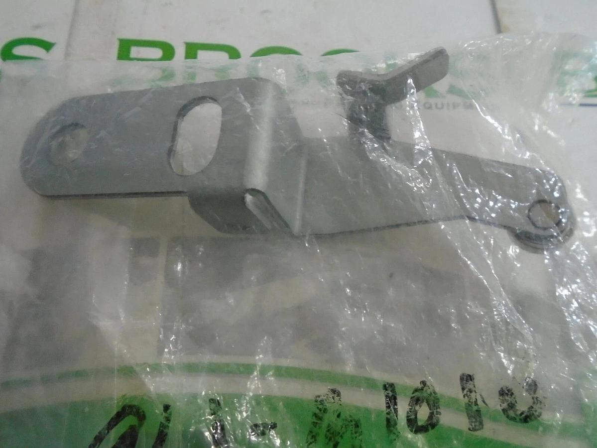 Used Duplo Lever, Part #9L1-M1010