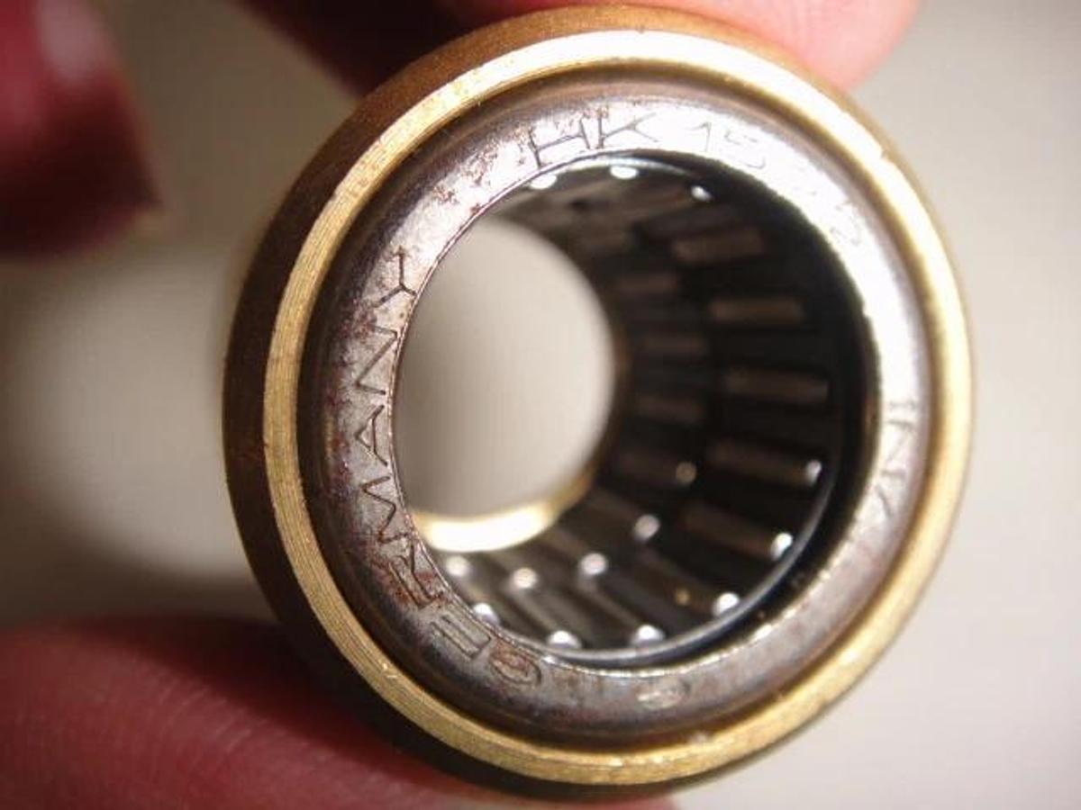 Hamada Roller Bearing With Case, Part #H02-08-1B-3