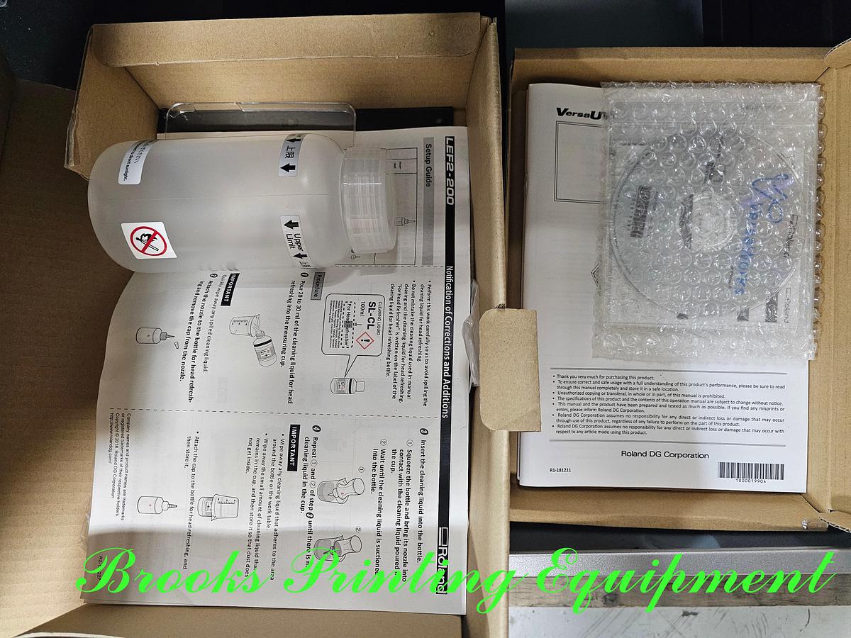 Used Roland VersaUV LEF2-200 20" Benchtop Flatbed Printer