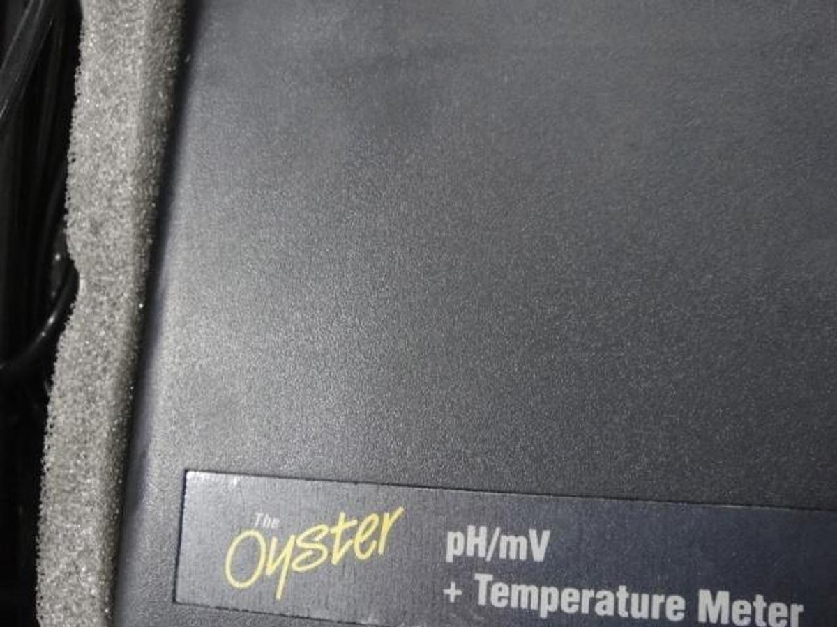 Used Extech Oyster-10 Temperature Meter