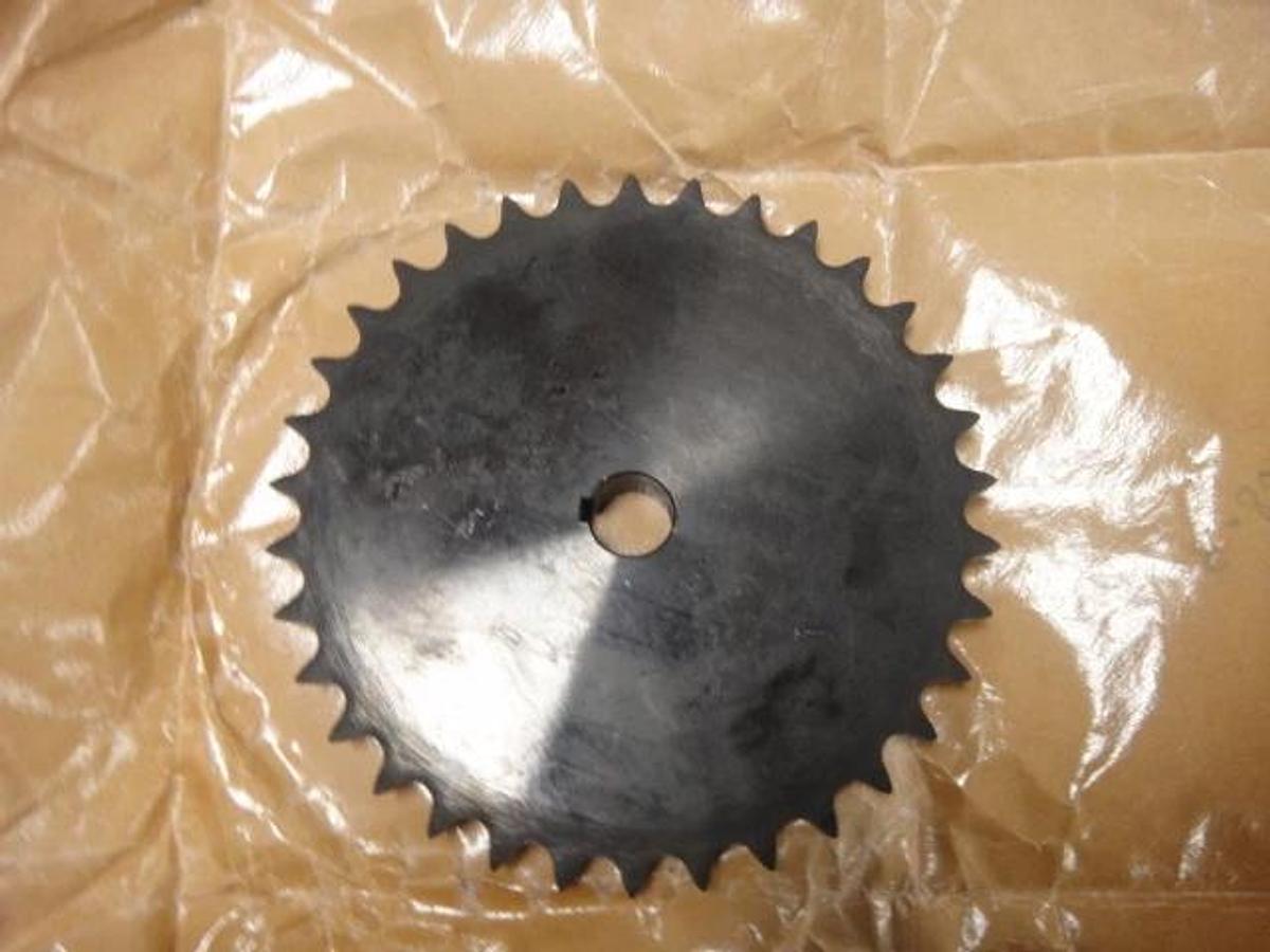 Used Hamada 600 Sprocket (S40) Delivery Drive, Part #A17-08-3