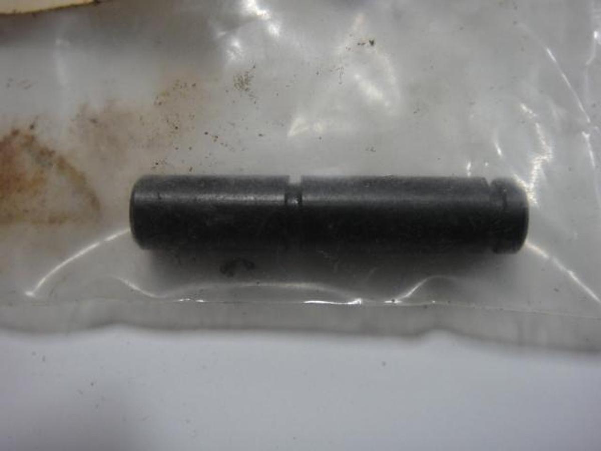 Used AB Dick/Multigraphics Roll Pin (F), Part #80564