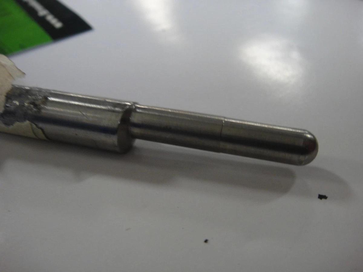 Hamada Form Roller Shaft with Handle, Part #G26-68-1B-8