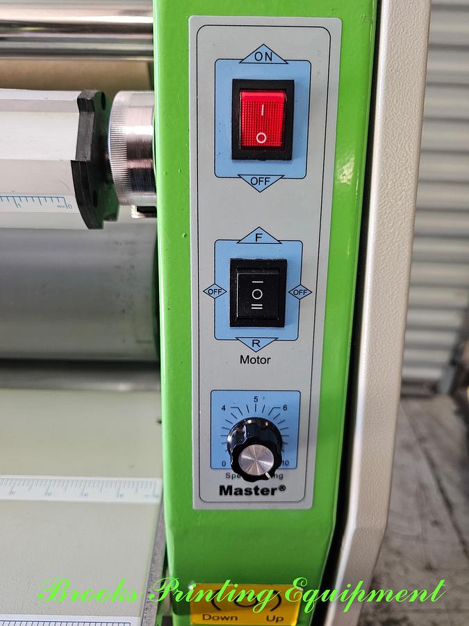 Used 65" Master VT-600 Cold Laminator