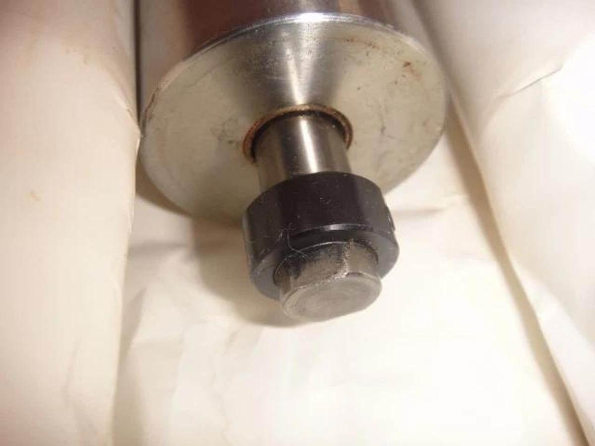 Hamada Distributor Roller Assembly, Dampening, Part #R03-05-1A-7