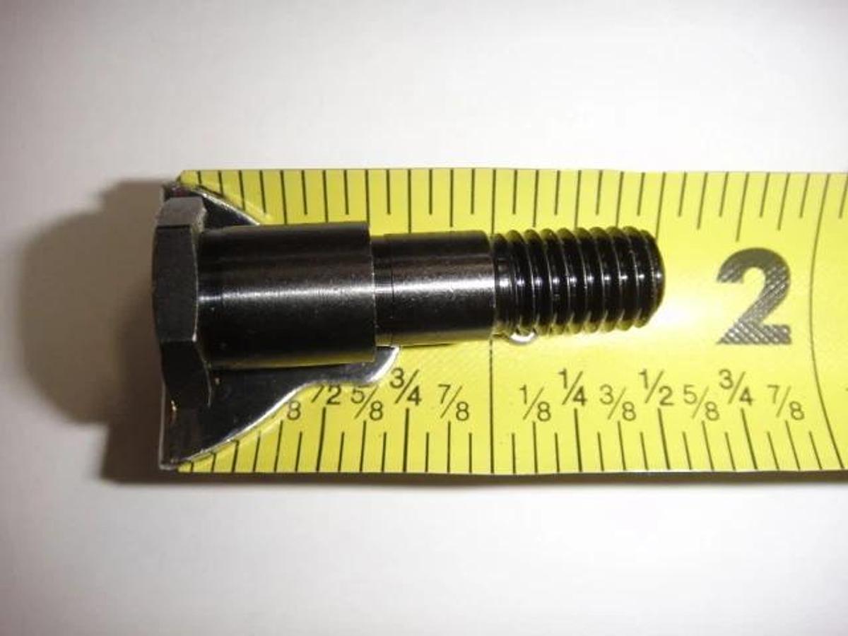 Hamada Shoulder Screw (HSS1) 1 3/8", Part #G26-81-3