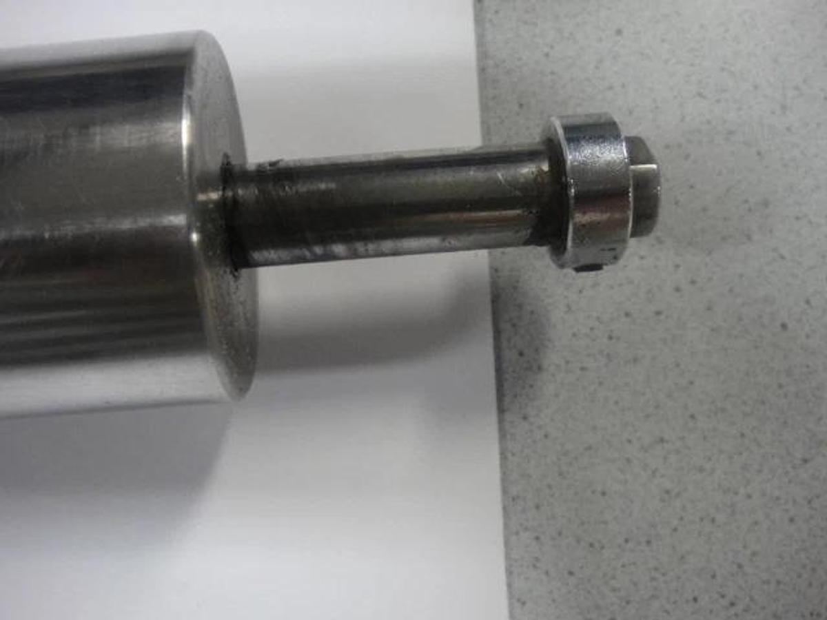 Hamada Dampening Distributor Roller, Part #CP11-28C