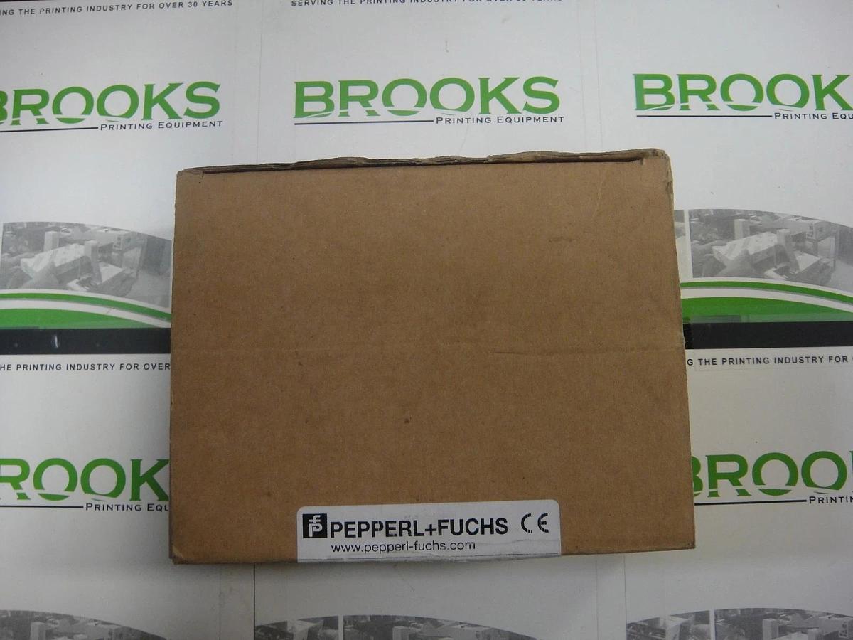 Pepperl + Fuchs Retroreflective Sensor, Part #1146-42