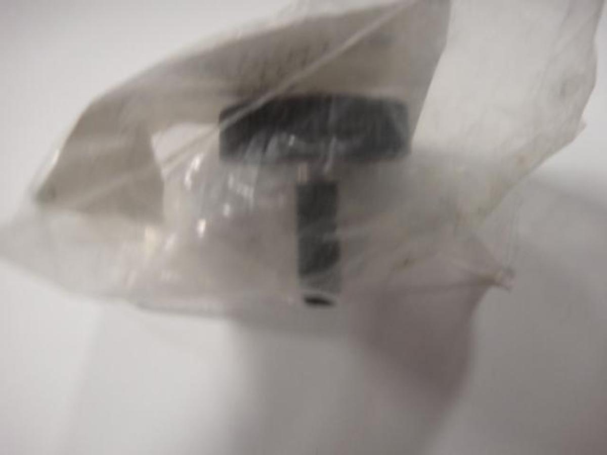 Used AB Dick/Multigraphics Thumb Screw, Part #71-125-48