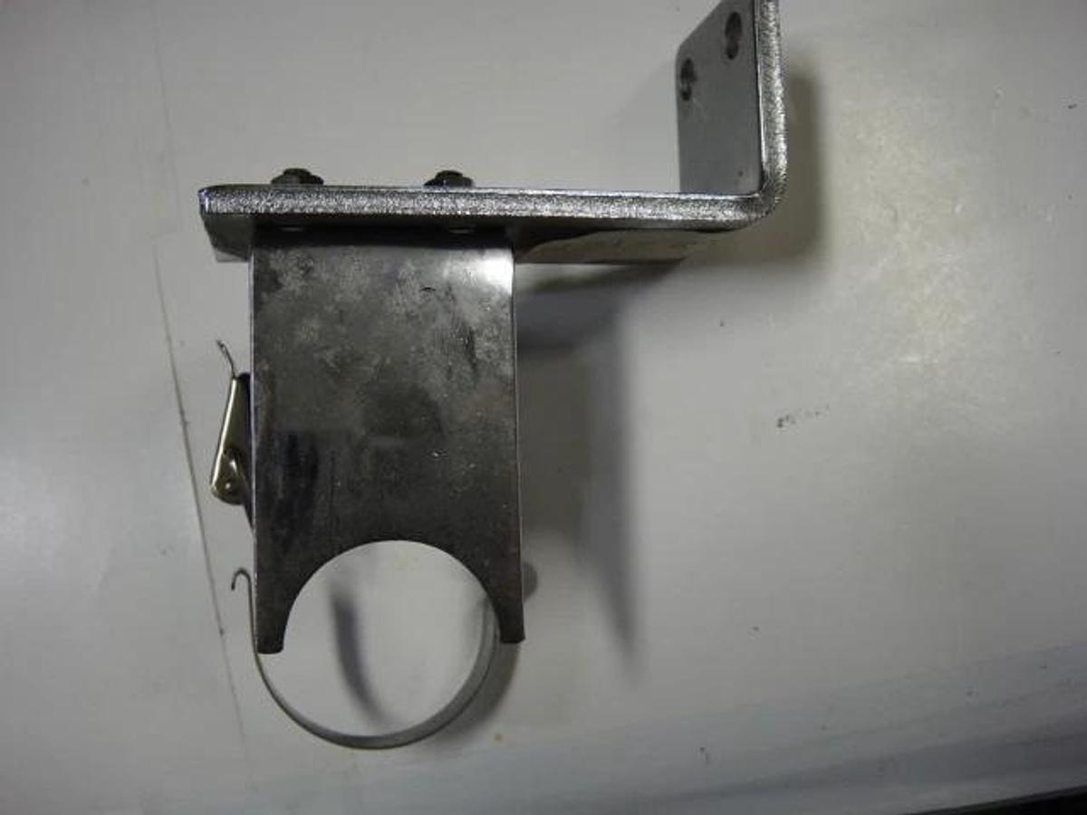 Hamada Bottle Bracket Assembly, Part #R51-89-1A-3