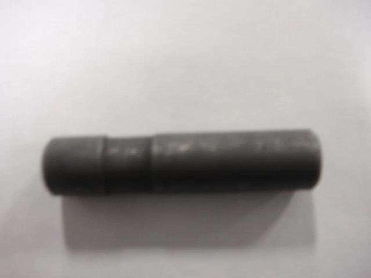 Hamada Feed Roll Frame Pivot Pin, Part #M04-22-3