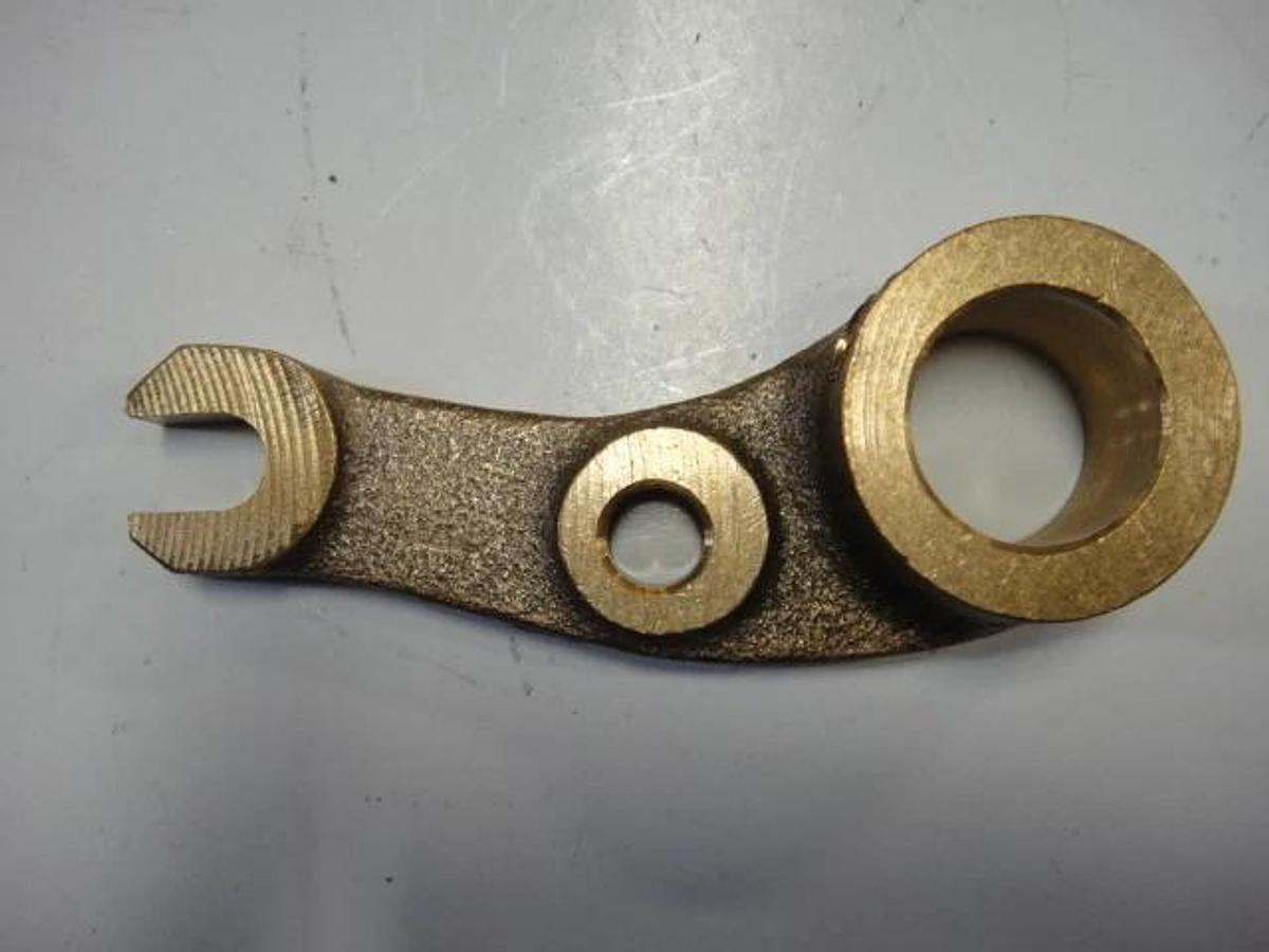 Hamada Ductor Roller Bracket NOPS (Large Hole 14 mm or 0.55"), Part #G05-48-01-3