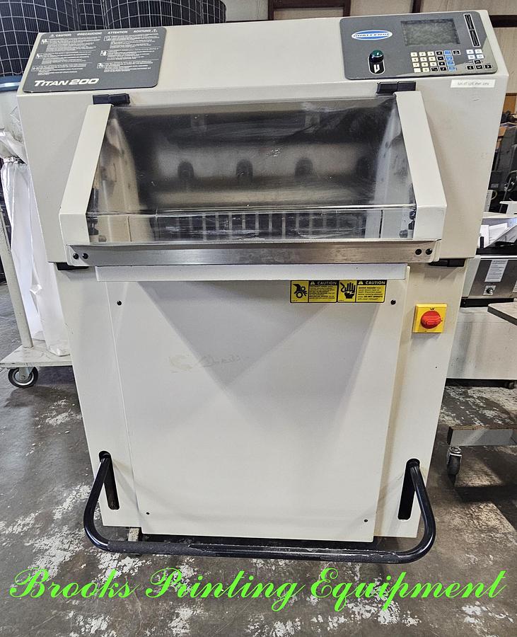 Used Challenge Titan 200, 1998