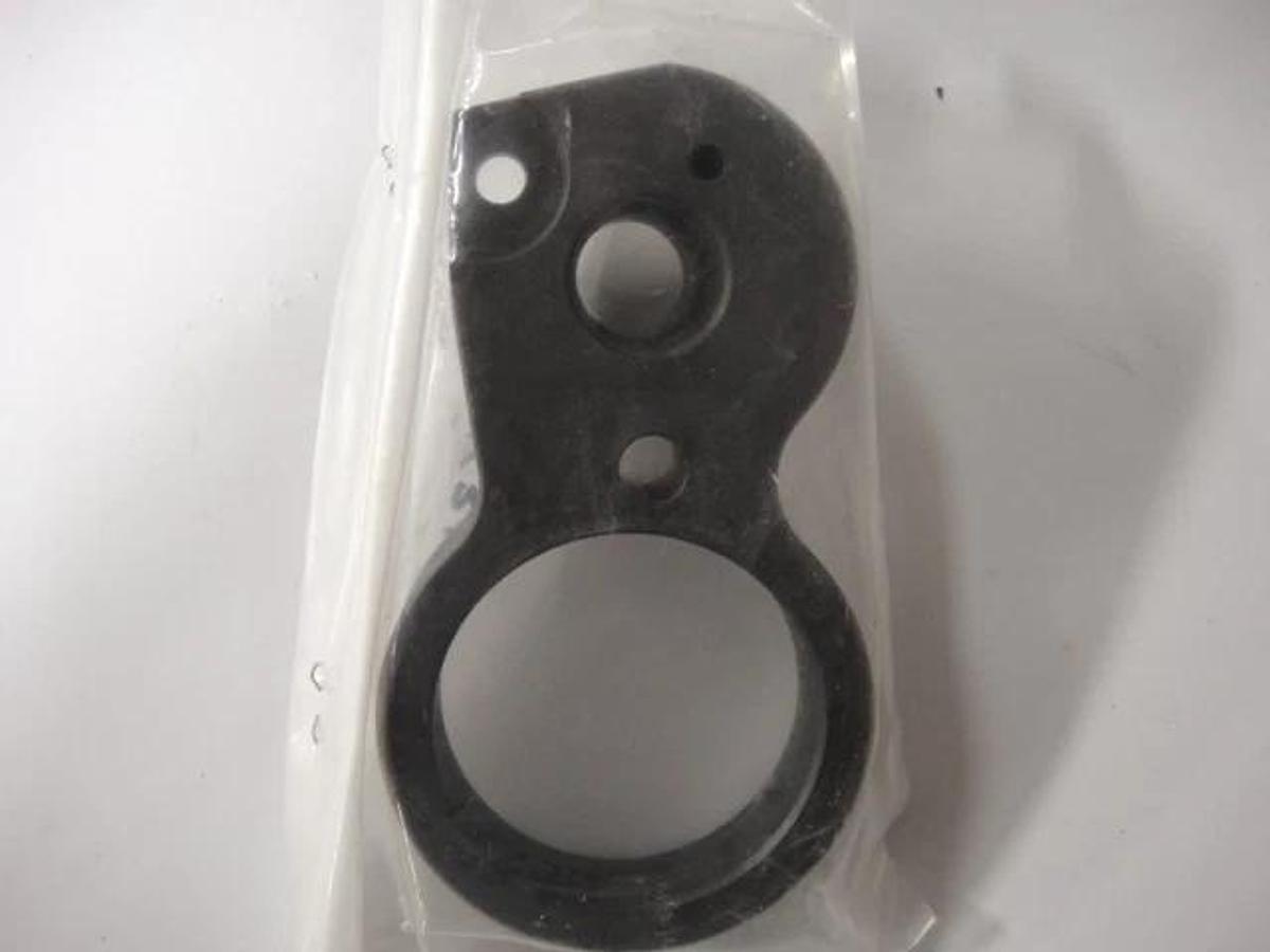 Used Hamada Bracket, Part #H-7203-16312