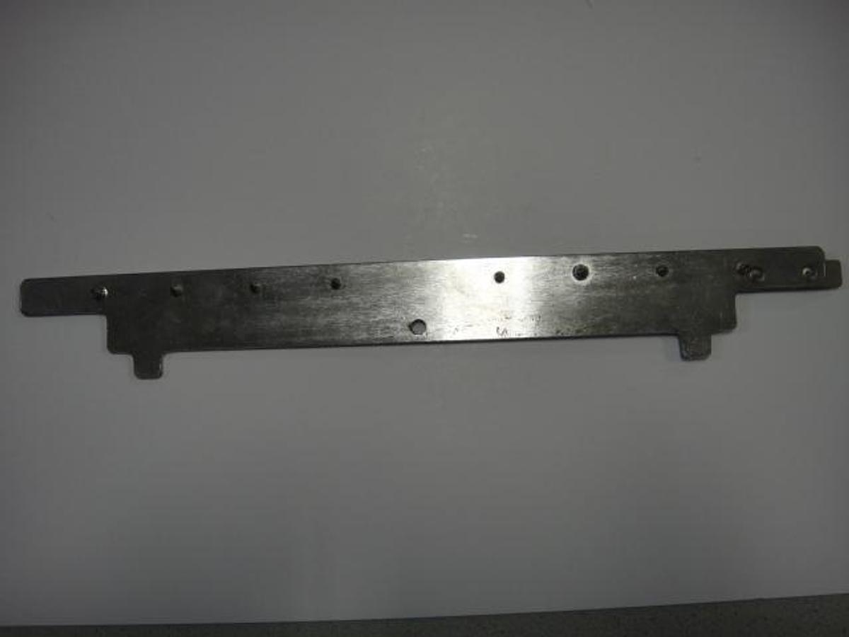 Hamada Hook Plate Off Center, Part #MC04-18B