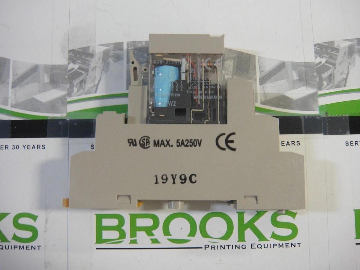 Omron Relay with Base, Part #19Y9C