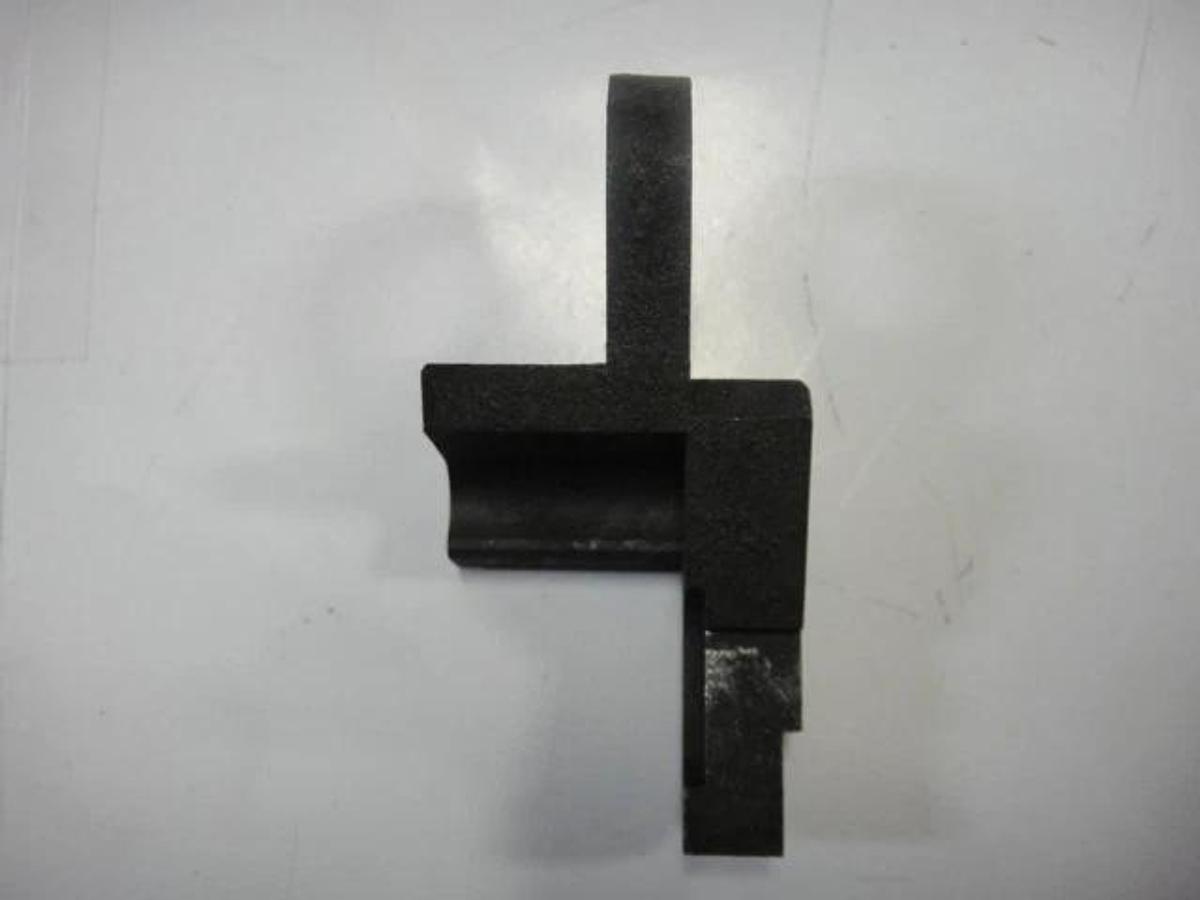 Hamada Distributor Roller Bracket, Part #I24-27-1A-3