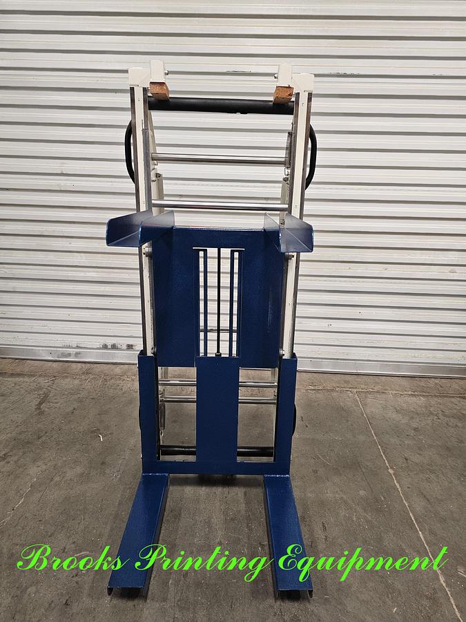 Used EZ 29 Turner Paper Pile Turner