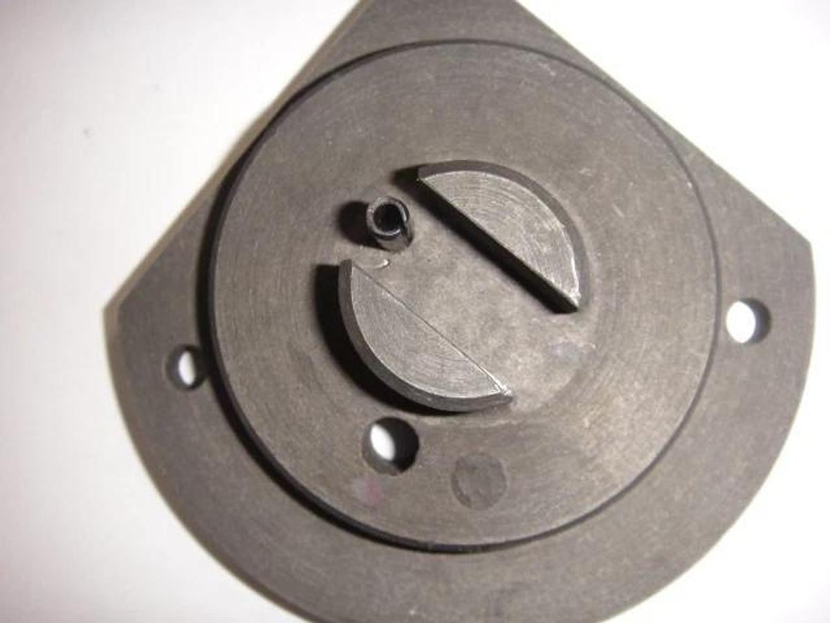 Hamada 660 Dampening Distributor Roller Bracket (NOPS), Part #G04-29-1A-1