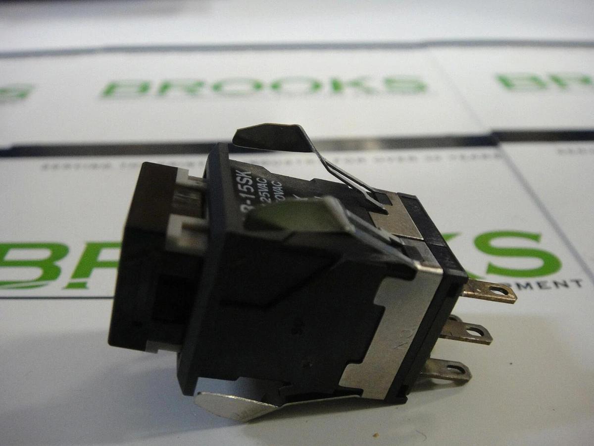 Hamada Push Switch, Part #E45-08-01-3
