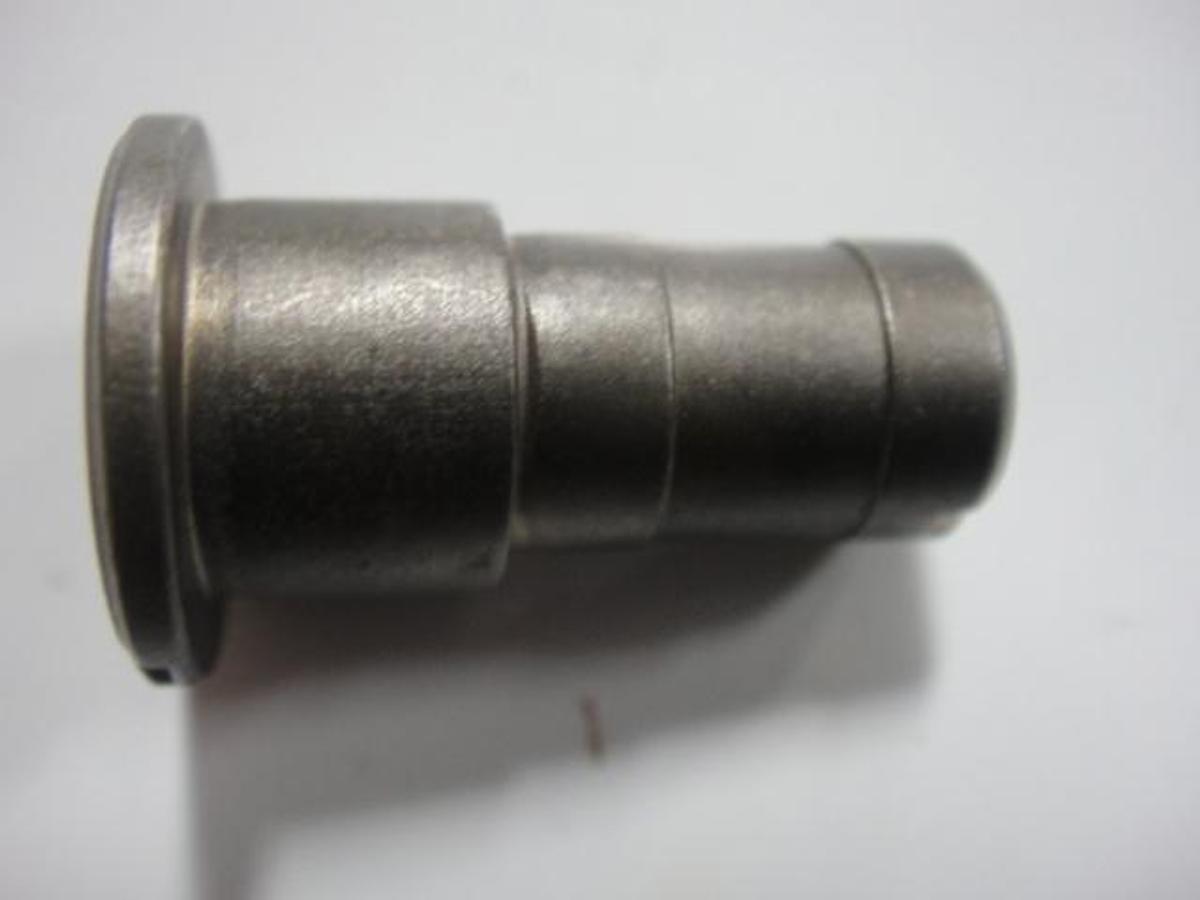 Hamada Eccentric Stud