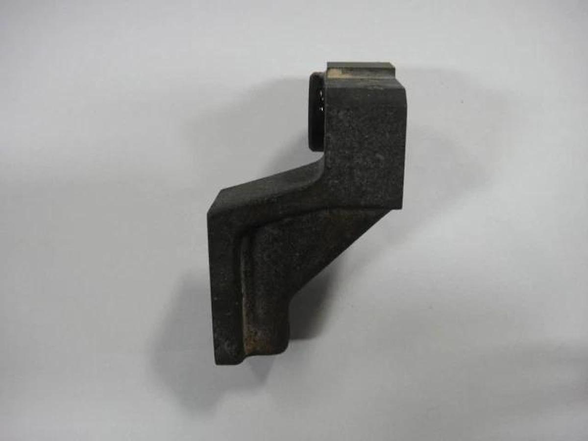 Hamada Forward Roller Bracket Assembly, Part #H02-10-1A-3