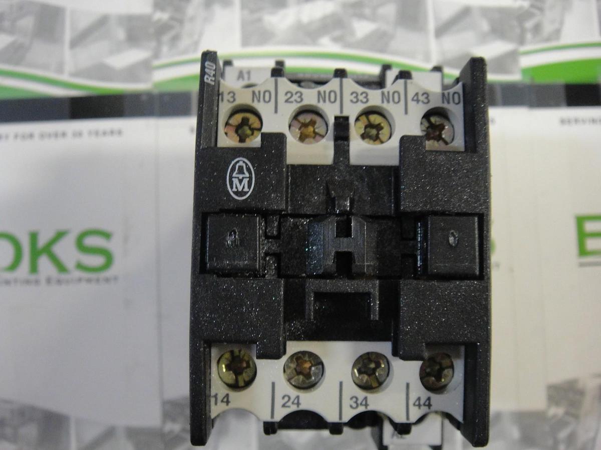 Moeller DILR 40 Contactor Relay, Part #DILR40