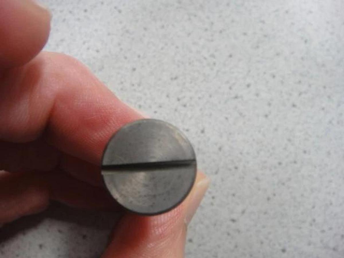 Hamada Screw (HSS1), Part #KC05-25