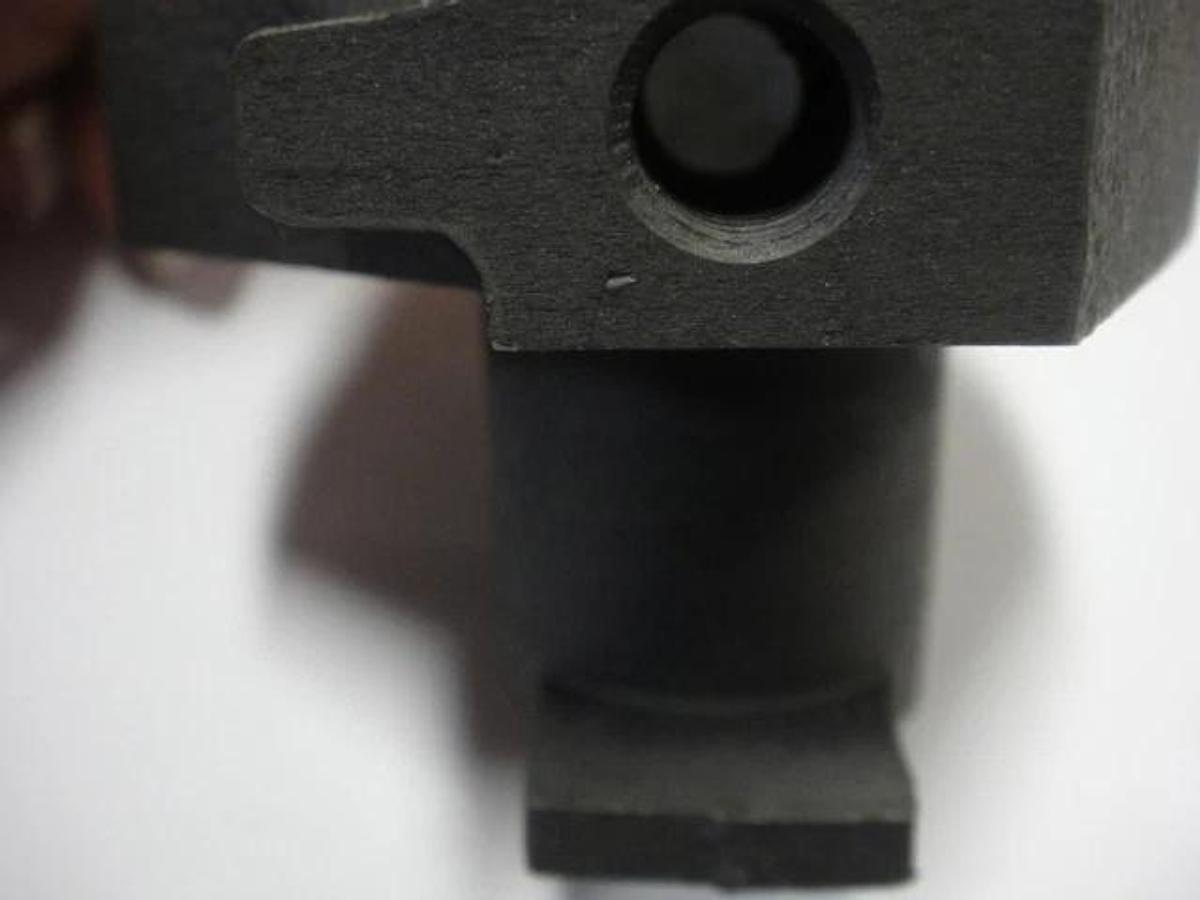 Hamada OEM Lower Ink Form Roller Bracket, Part#I18-48-3