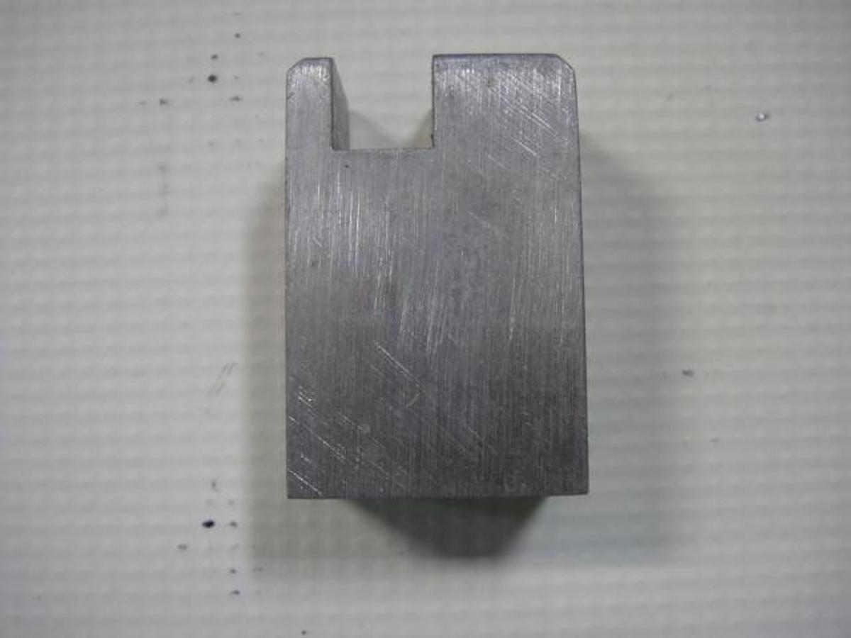 Hamada Front Guide Bracket, Part #CH03-20