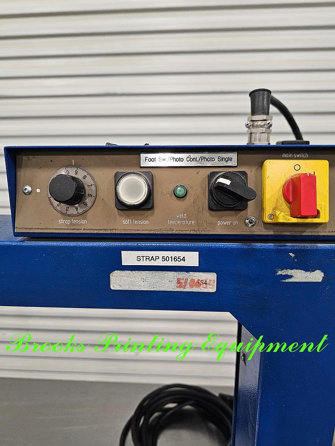 Used Mosca RO-M-P2 Strapping Machine, 1997