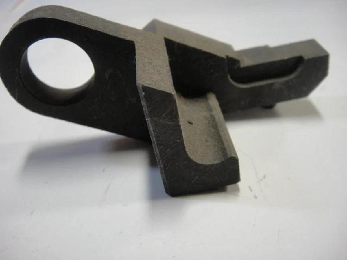 Hamada Distributor Roller Bracket, Part #I24-27-1A-3