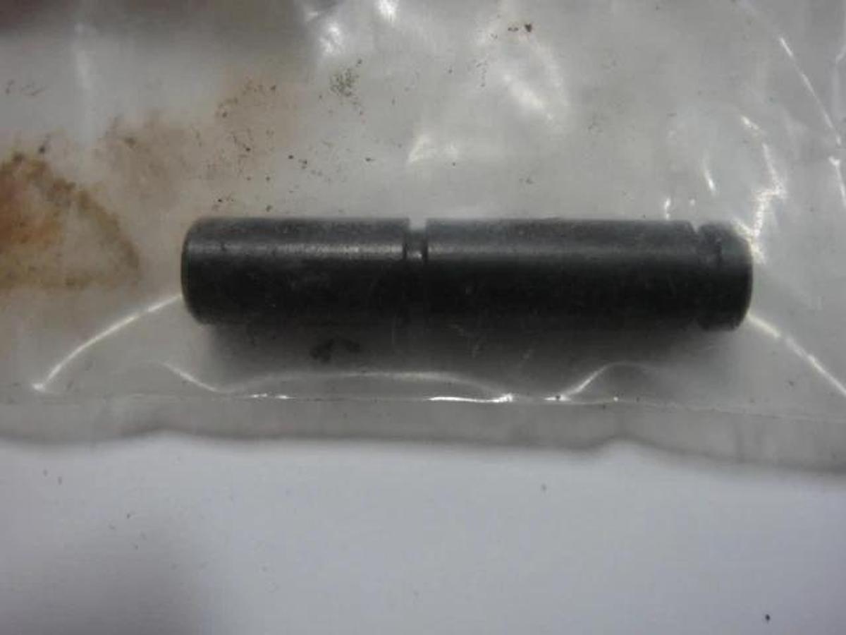 Used AB Dick/Multigraphics Roll Pin (F), Part #80564
