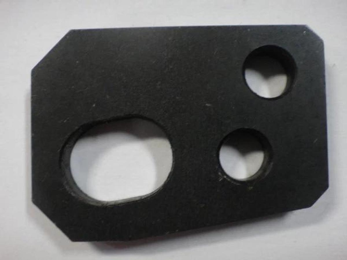 Hamada Distributor Roller Bracket, Part #I24-87-3