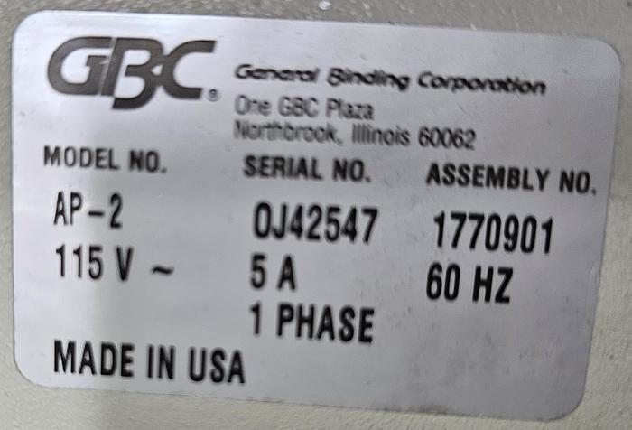Used GBC AP2 Ultra Punch, 4:1 Oval Die
