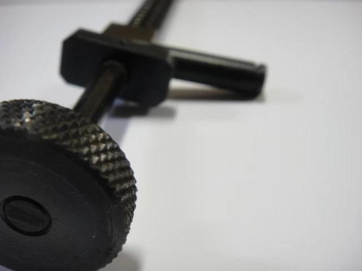 Hamada Adjusting Shaft Assembly, Part #5803-04109B