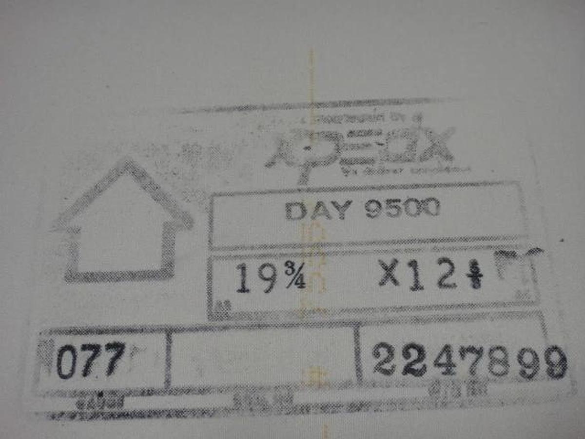 Day 9500 Blanket with Bars