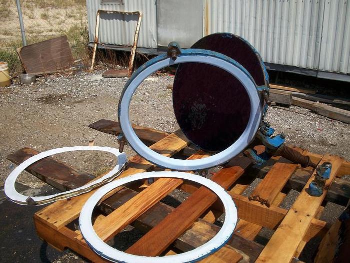 Used Pfaudler 18" Glass Lined Manway Cover and Pro-Ring