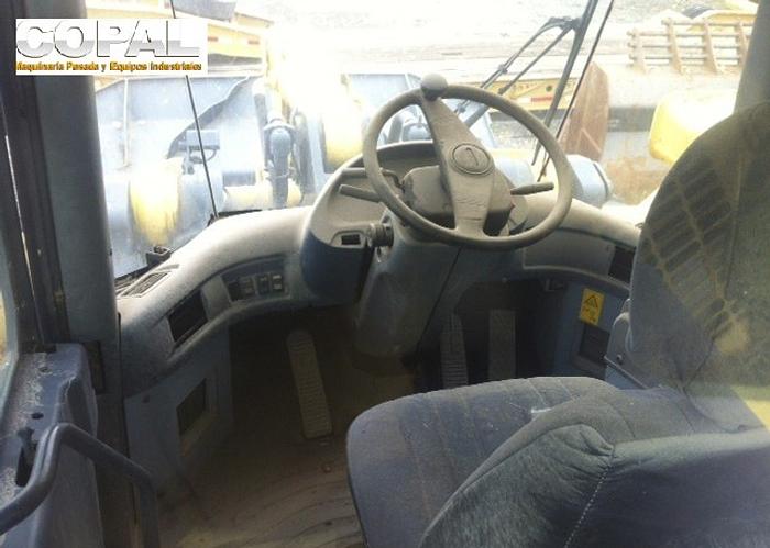 Usado 2003 KOMATSU WA470-5