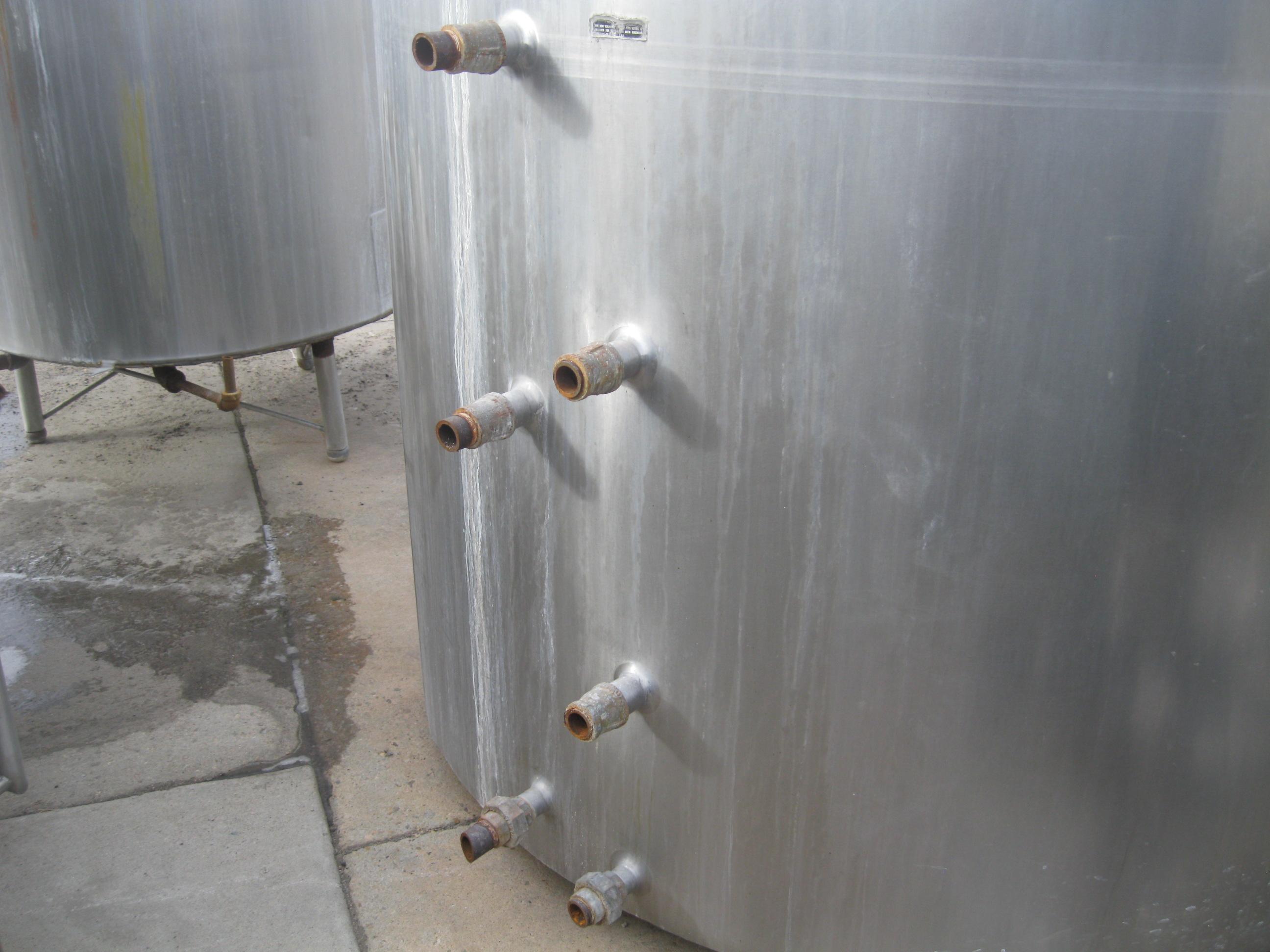 Usado 800 GALLON PROCESSOR TANK