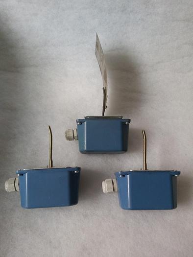 Gebraucht 3 Stück Strömungsschalter, S6040A1003, Honeywell,  gebraucht