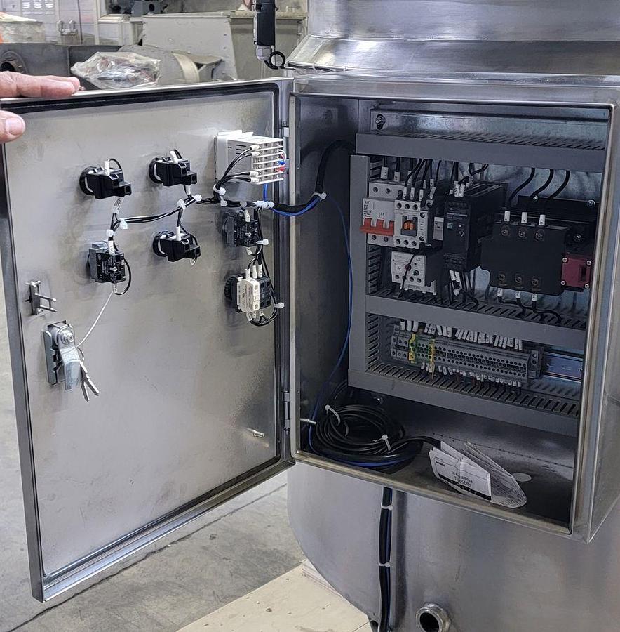 AFE New Chocolate melt -Storage tanks