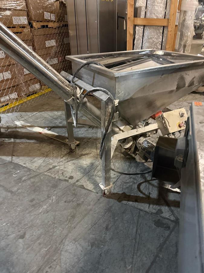 Used Powder Auger with Hopper