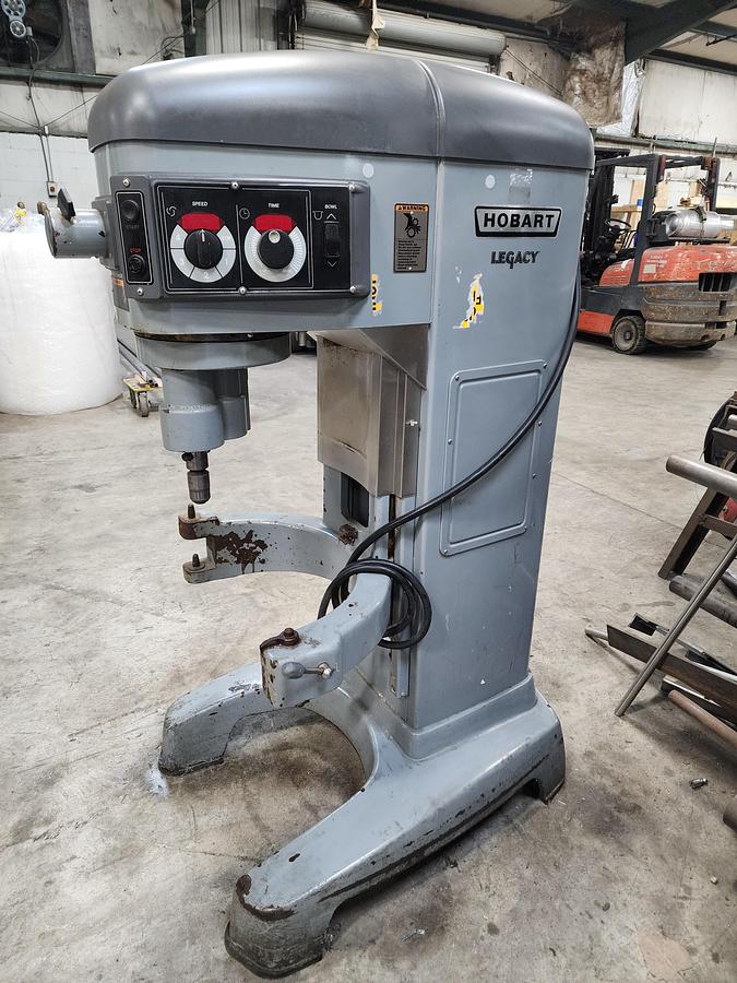Used Used Hobart HL600 Mixer
