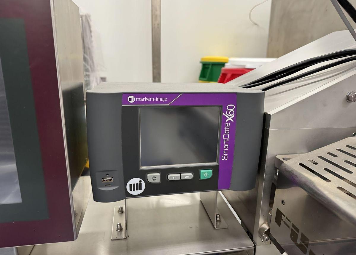 Used FUJI FW 3400 ALPHA VII FLOW WRAPPER