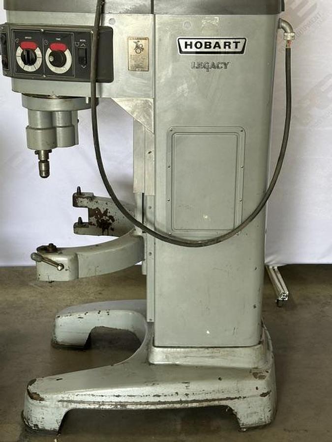 Used Used Hobart HL600 Mixer